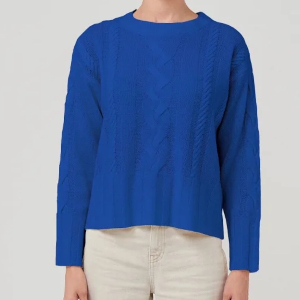 Women’s Brodie Cashmere Cable front sweater. Size XS PERFECT CONDITION